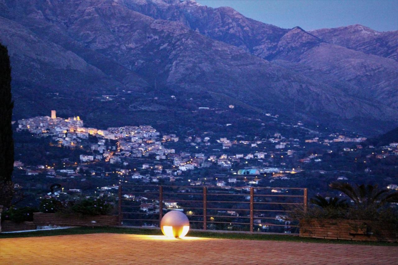 Villa Treglia B&B Формия Екстериор снимка
