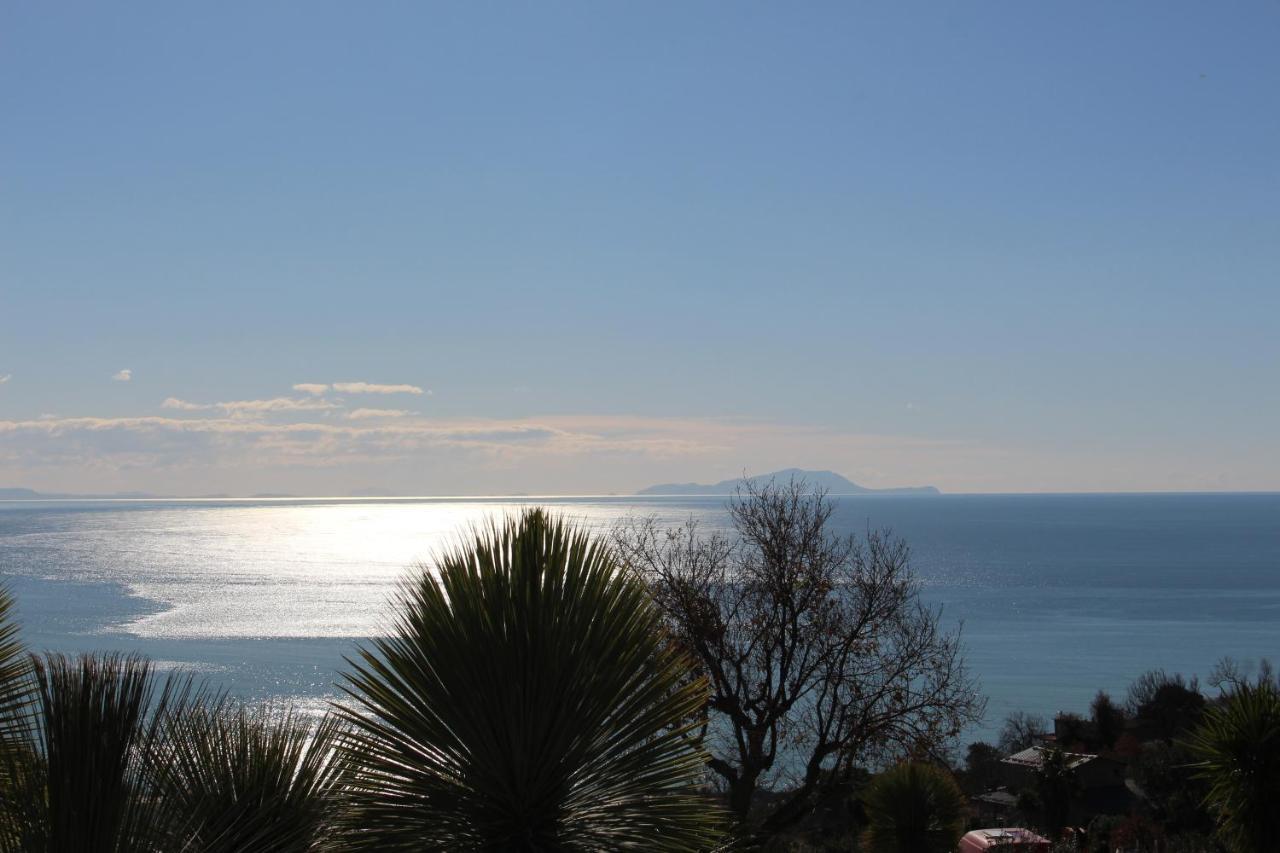 Villa Treglia B&B Формия Екстериор снимка