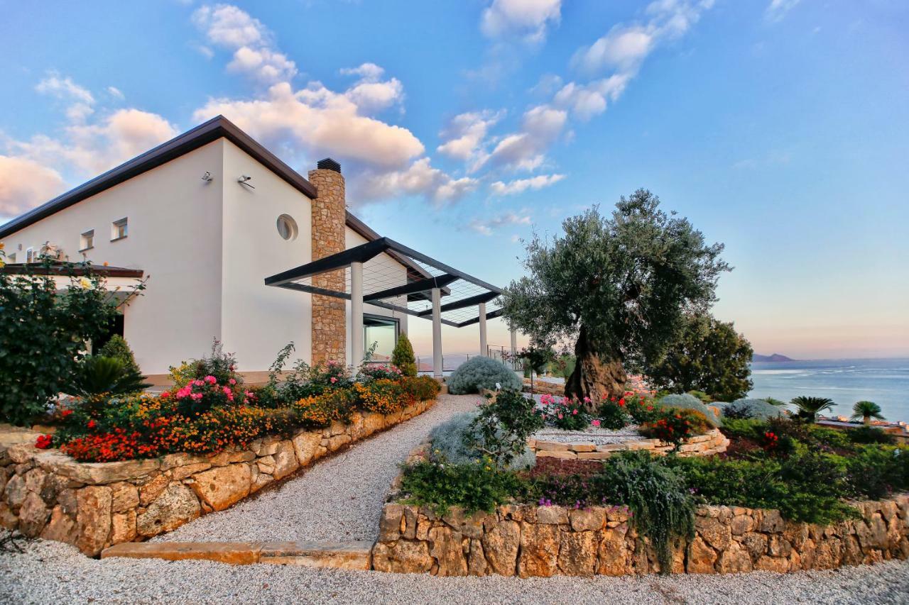 Villa Treglia B&B Формия Екстериор снимка